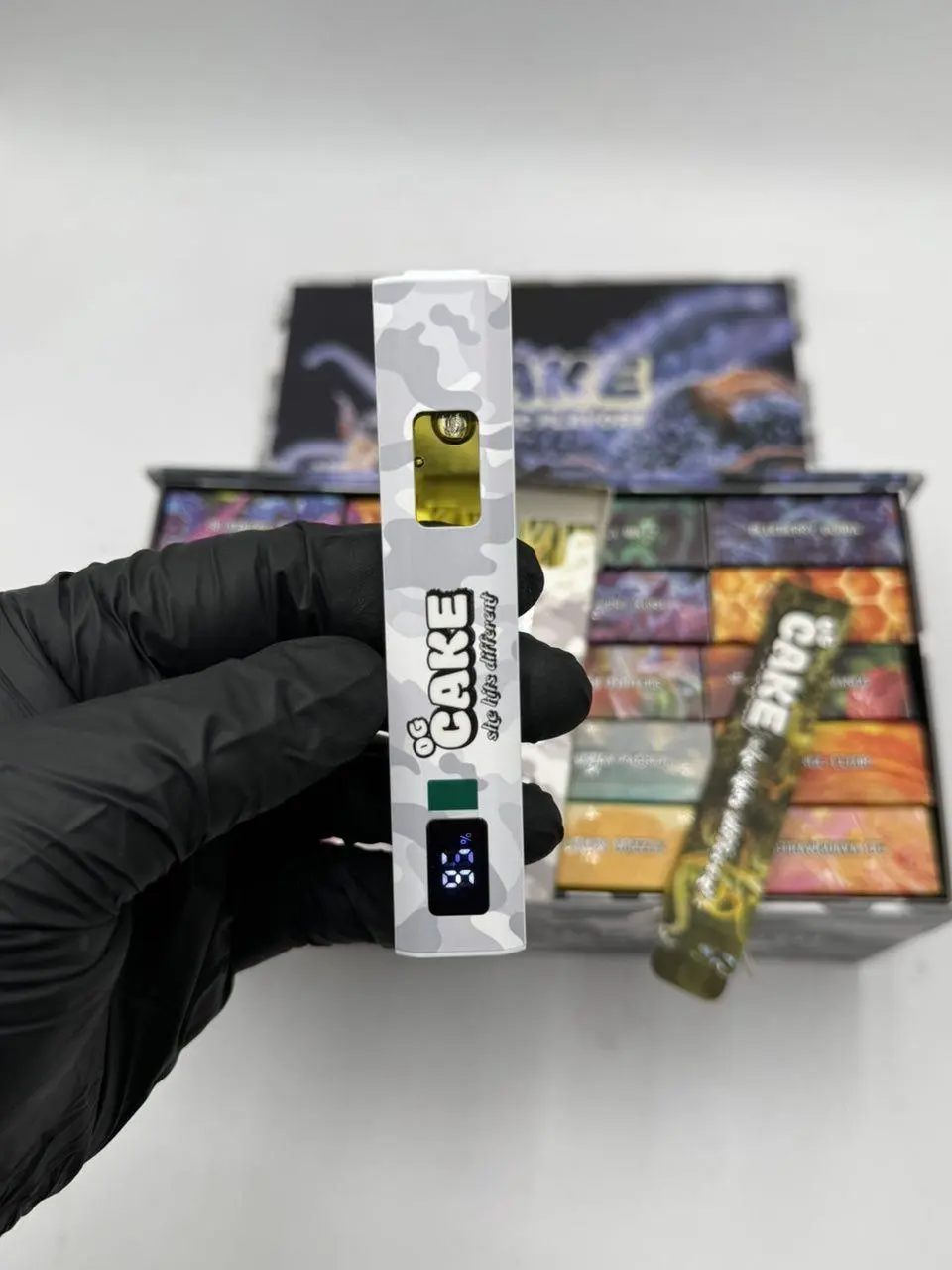 OG CAKE — She Hits Different — Vapes